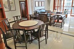 新中式以古典文化為背景，營(yíng)造極富中國(guó)浪漫情調(diào)生活空間